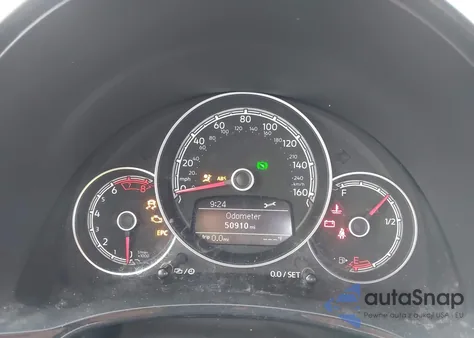 2019 Volkswagen Beetle 2.0T Final Edition Se/2.0T Final Edition Sel/2.0T S из США, поврежденный, VIN 3VWFD7ATXKM719379